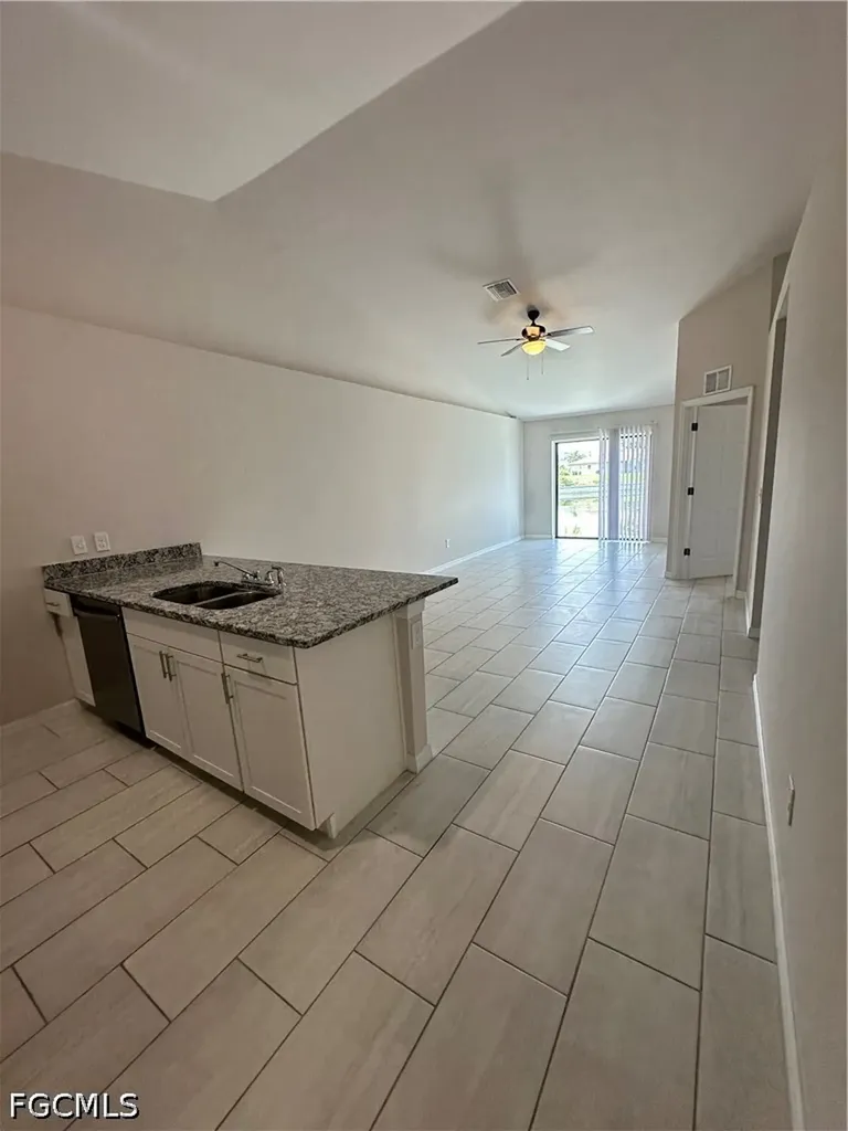 1113 Gleason Parkway Cape Coral FL 33914