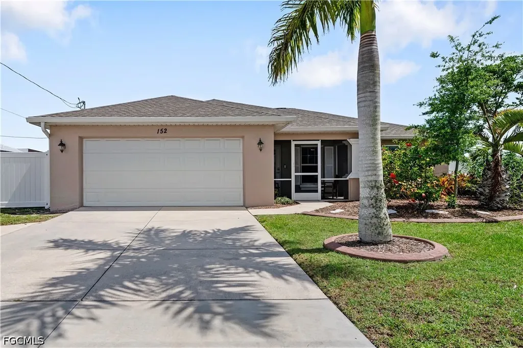 Cape Coral FL, 152 Nicholas Parkway E