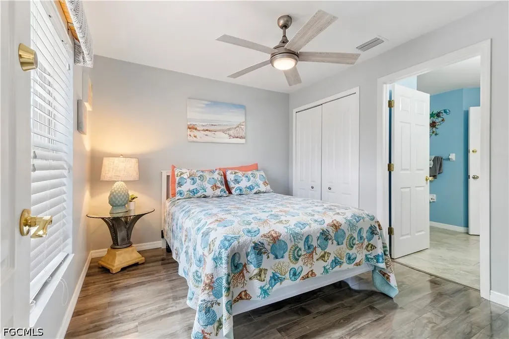152 Nicholas Parkway E Cape Coral FL 33990