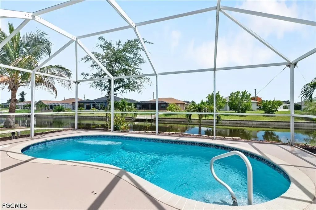 152 Nicholas Parkway E Cape Coral FL 33990