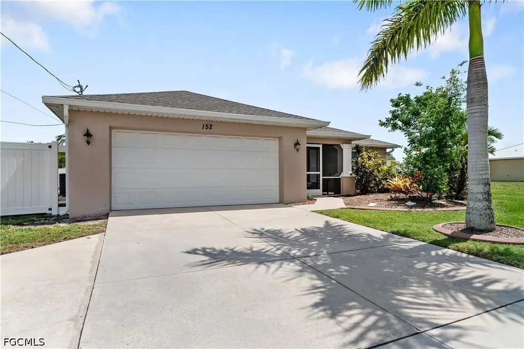 152 Nicholas Parkway E Cape Coral FL 33990