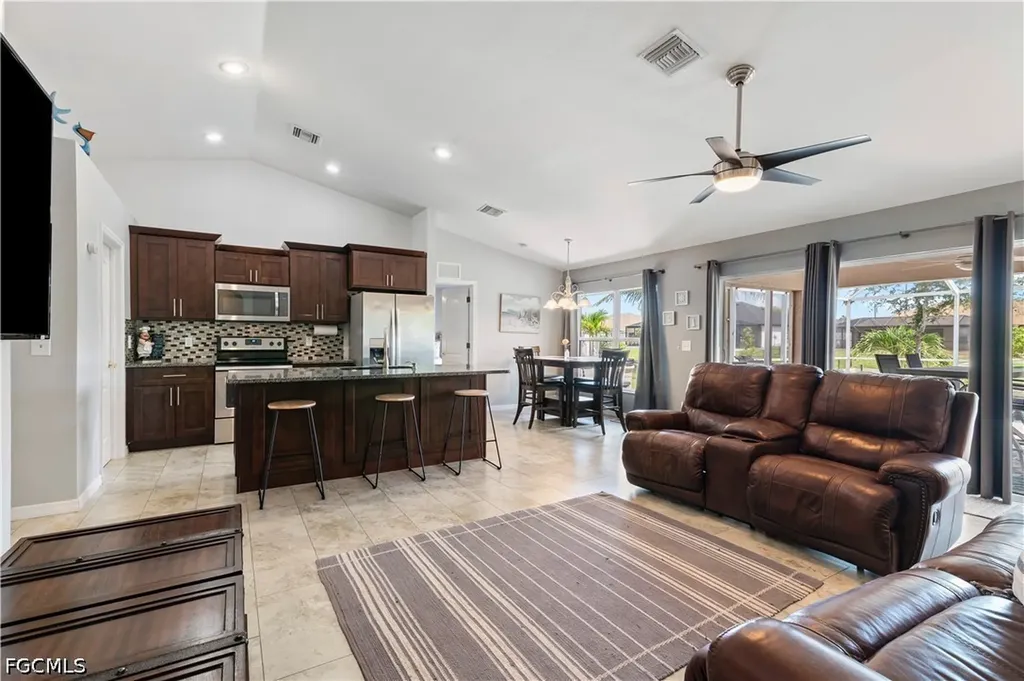 152 Nicholas Parkway E Cape Coral FL 33990