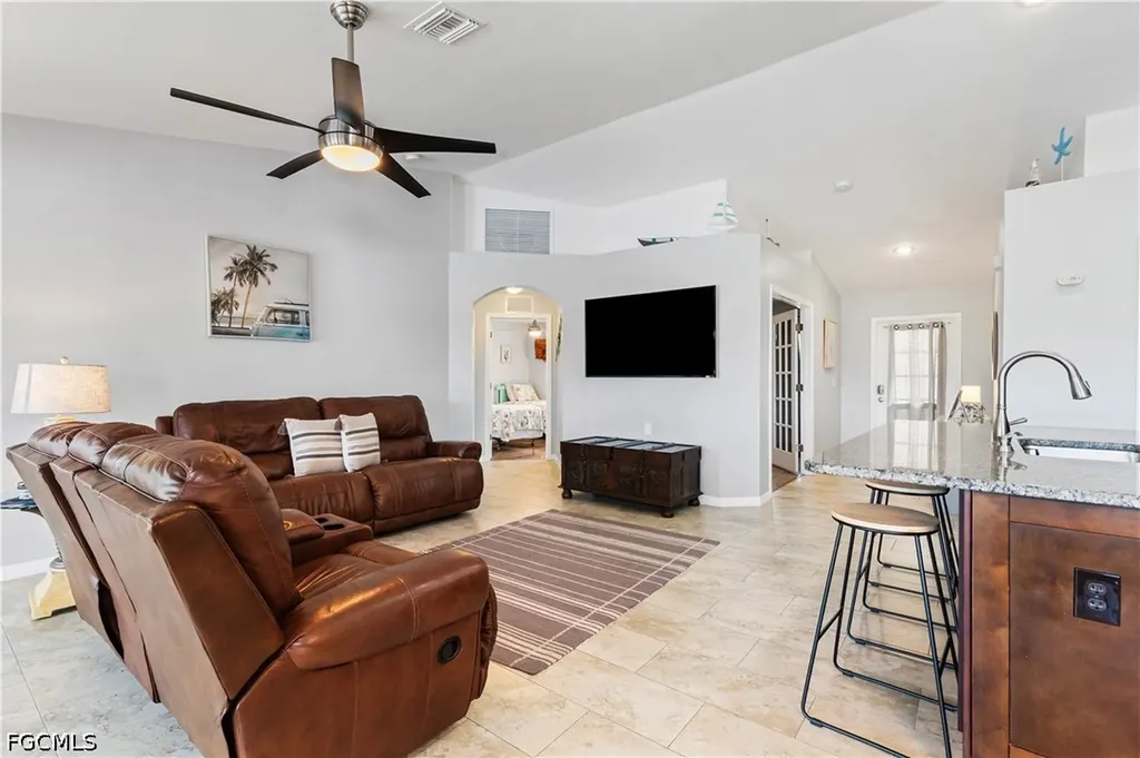 152 Nicholas Parkway E Cape Coral FL 33990