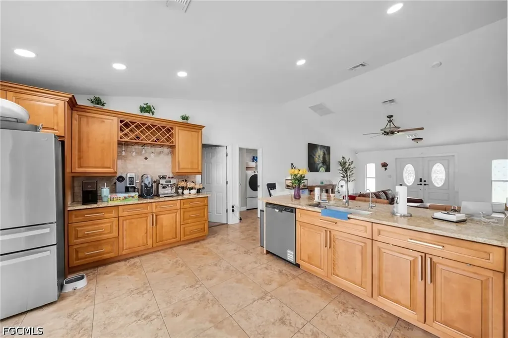 539 Summit Avenue S Lehigh Acres FL 33974