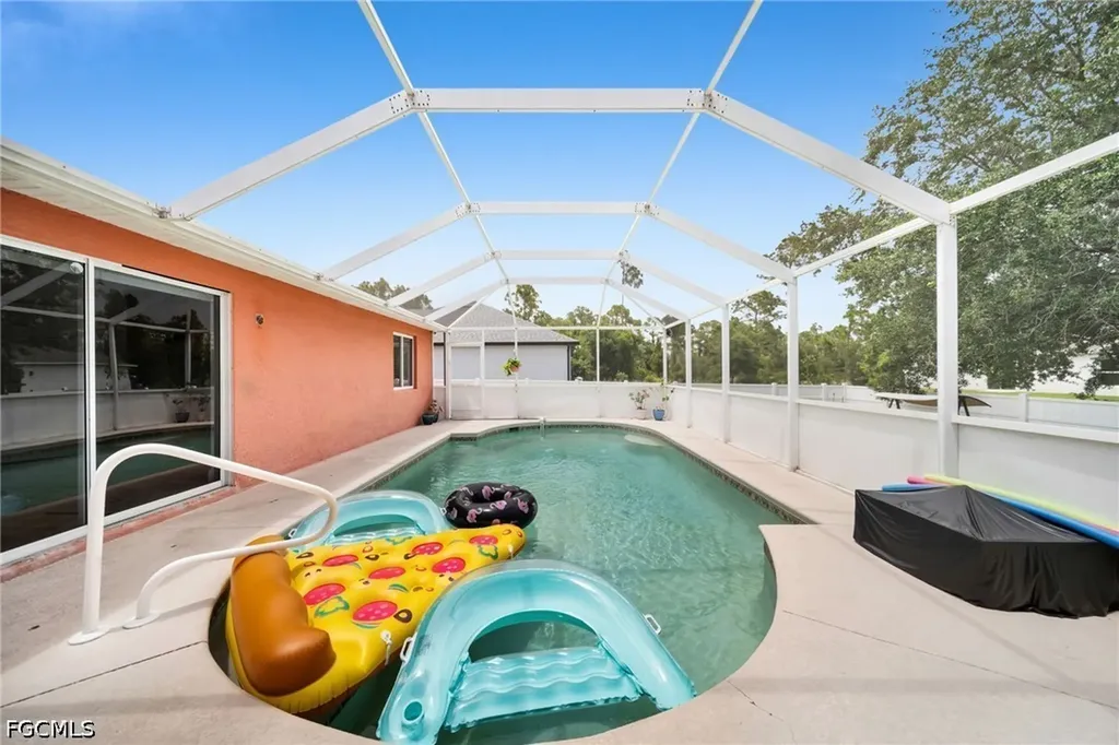 539 Summit Avenue S Lehigh Acres FL 33974