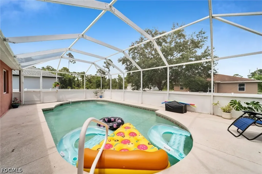 539 Summit Avenue S Lehigh Acres FL 33974