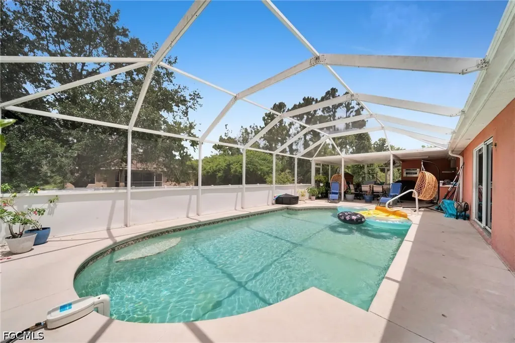 539 Summit Avenue S Lehigh Acres FL 33974