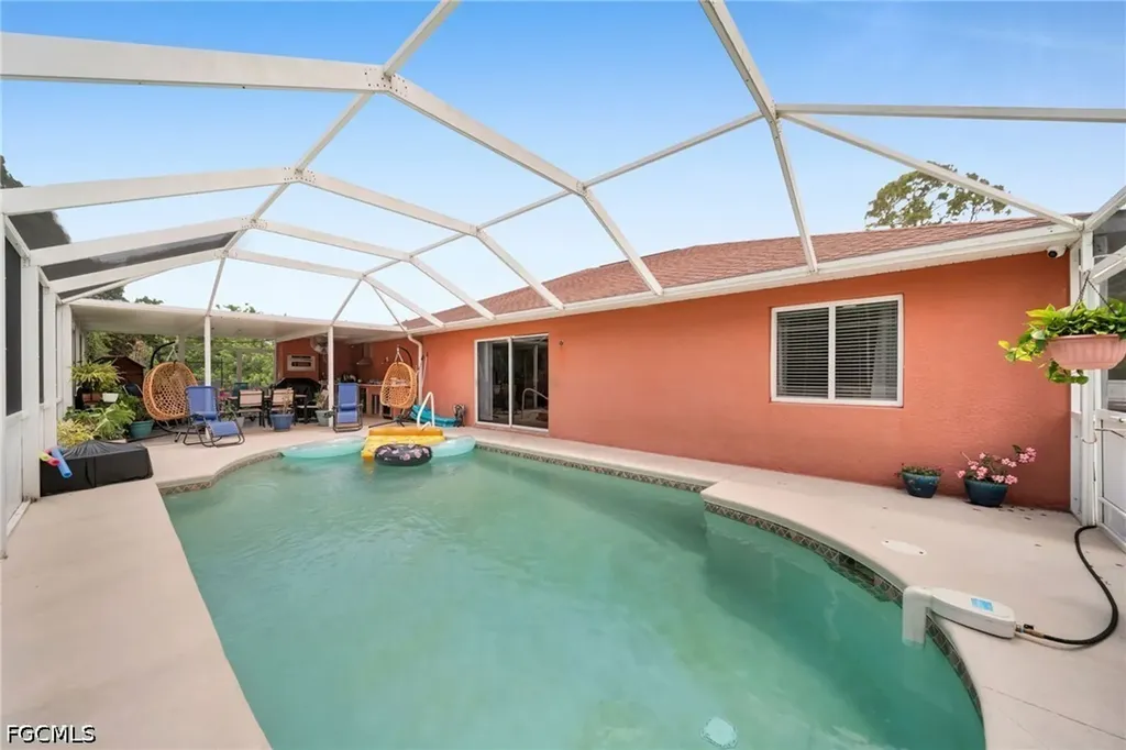 539 Summit Avenue S Lehigh Acres FL 33974