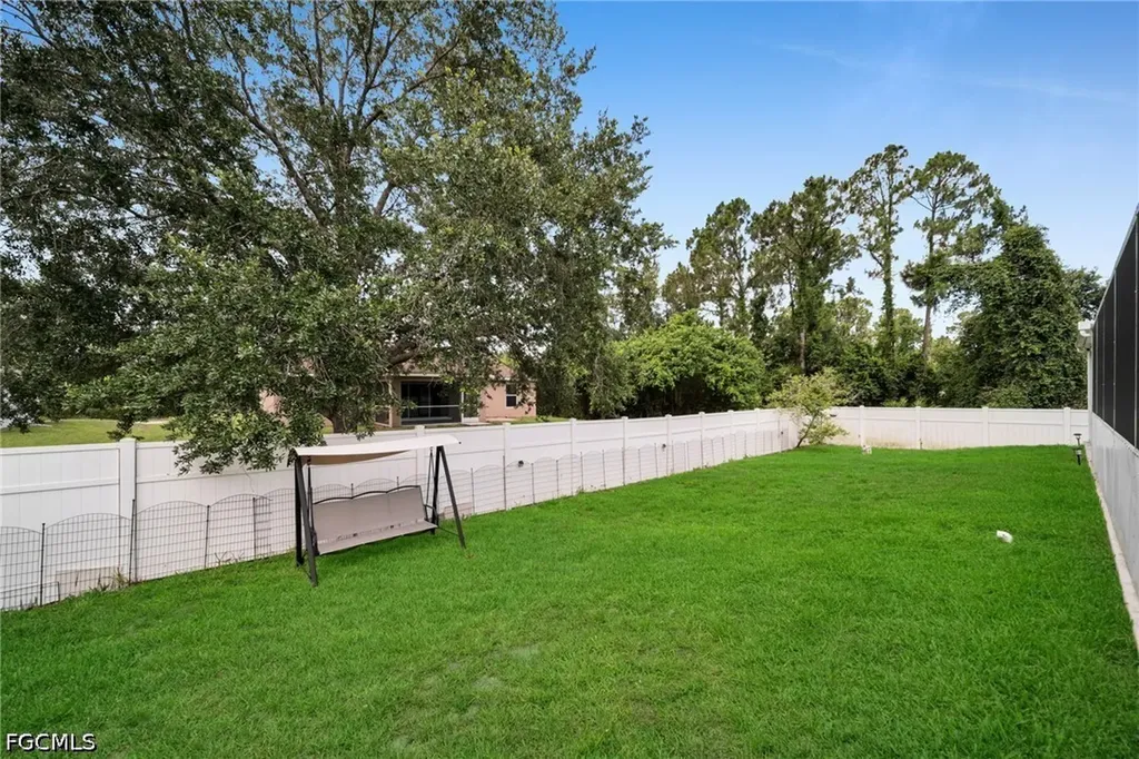 539 Summit Avenue S Lehigh Acres FL 33974