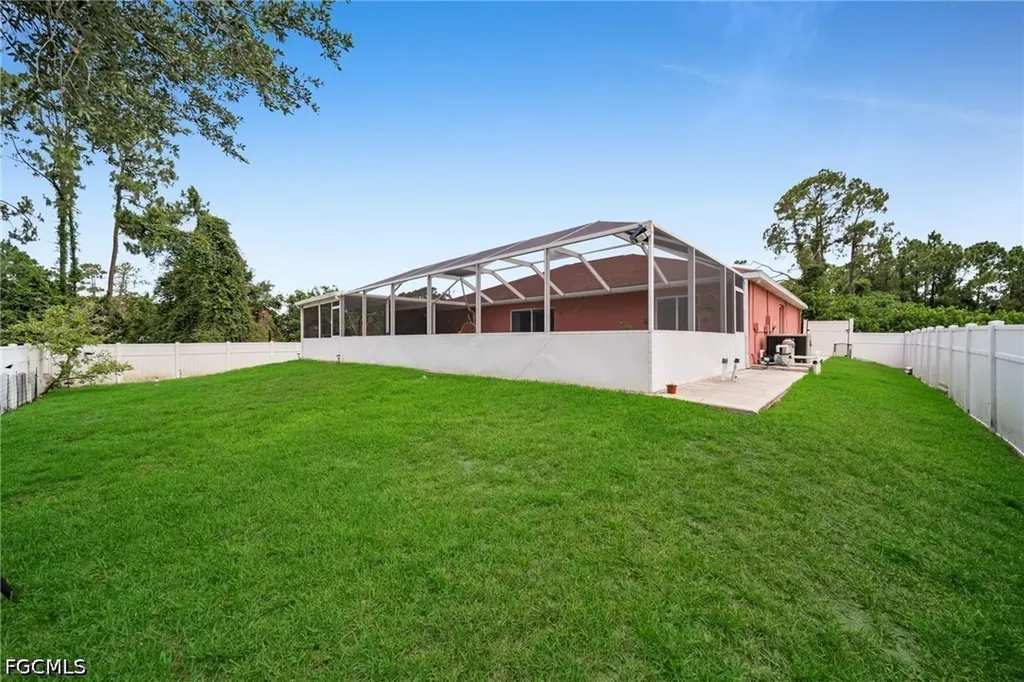 539 Summit Avenue S Lehigh Acres FL 33974