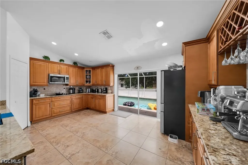 539 Summit Avenue S Lehigh Acres FL 33974