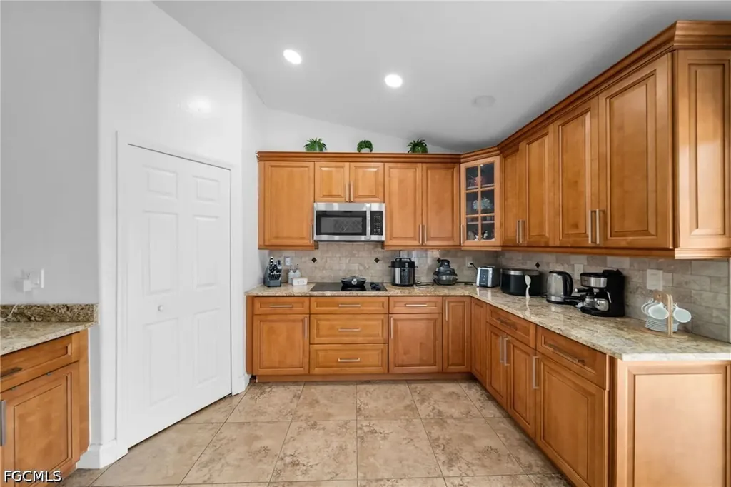 539 Summit Avenue S Lehigh Acres FL 33974