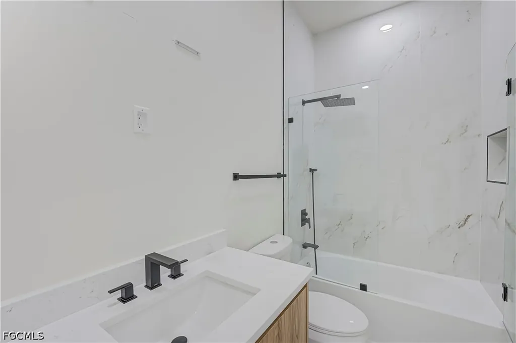 770 Bahama Avenue S Lehigh Acres FL 33974