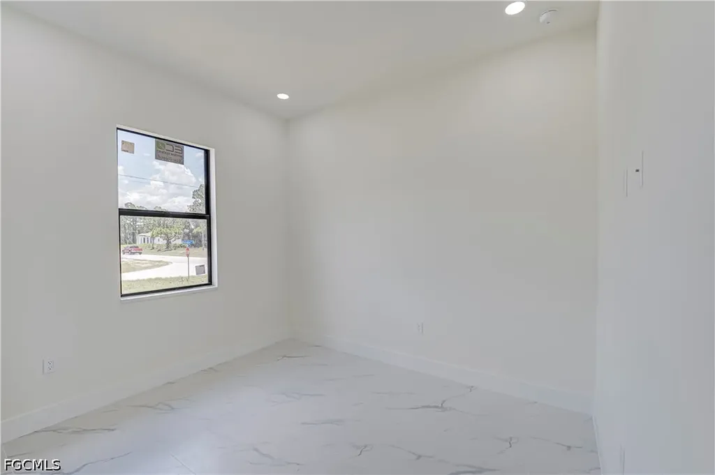 770 Bahama Avenue S Lehigh Acres FL 33974