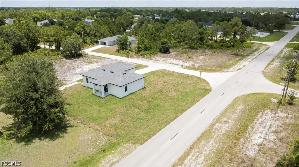 770 Bahama Avenue S Lehigh Acres FL 33974