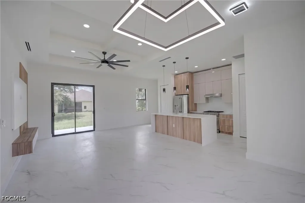770 Bahama Avenue S Lehigh Acres FL 33974