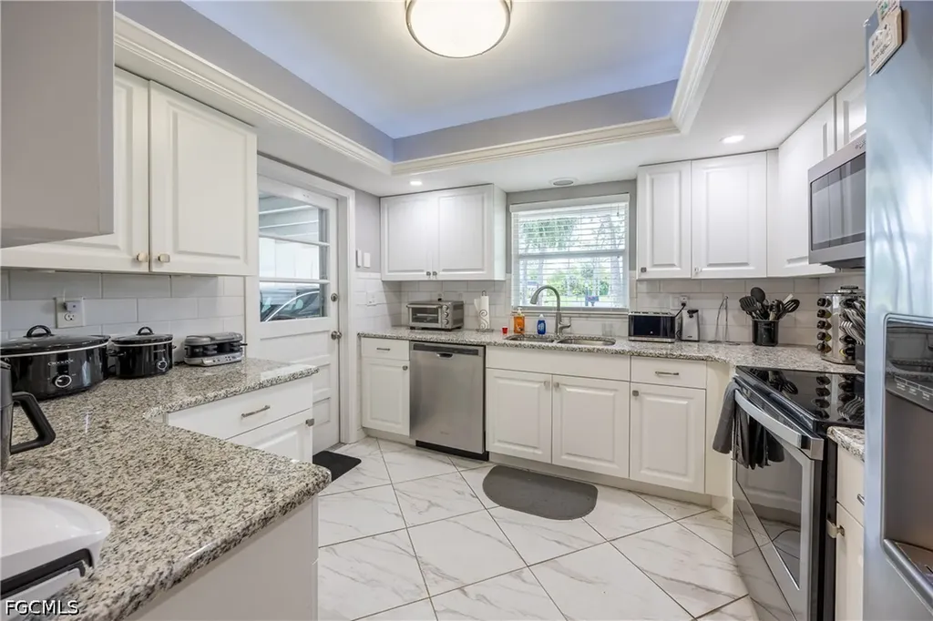 531 Pangola Drive North Fort Myers FL 33903
