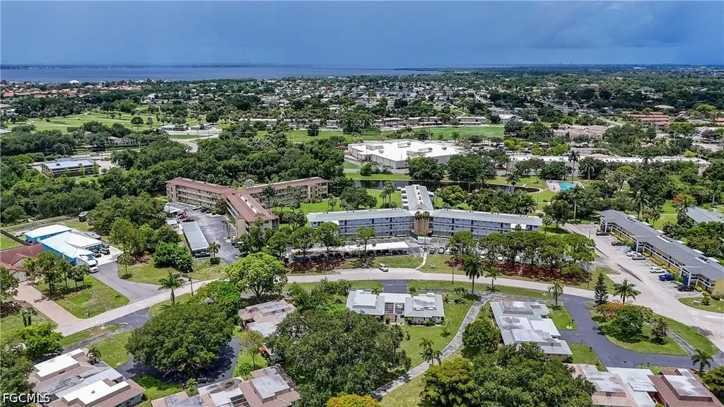 531 Pangola Drive North Fort Myers FL 33903