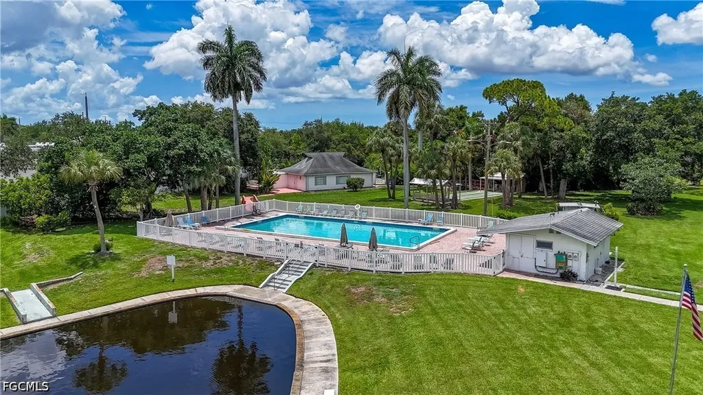 531 Pangola Drive North Fort Myers FL 33903