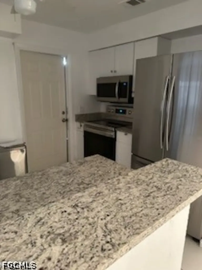 381 Melody Court Fort Myers FL 33916