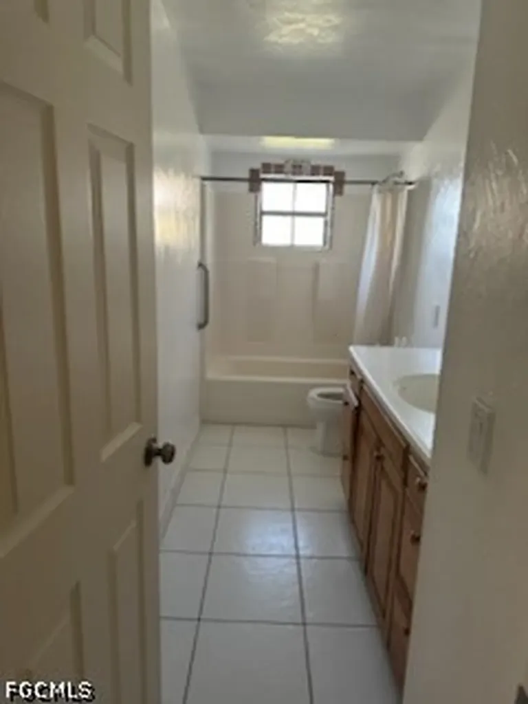 381 Melody Court Fort Myers FL 33916