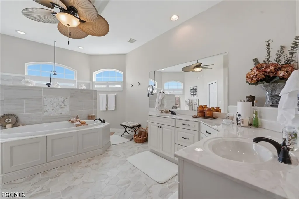 3306 NW 16th Terrace Cape Coral FL 33993