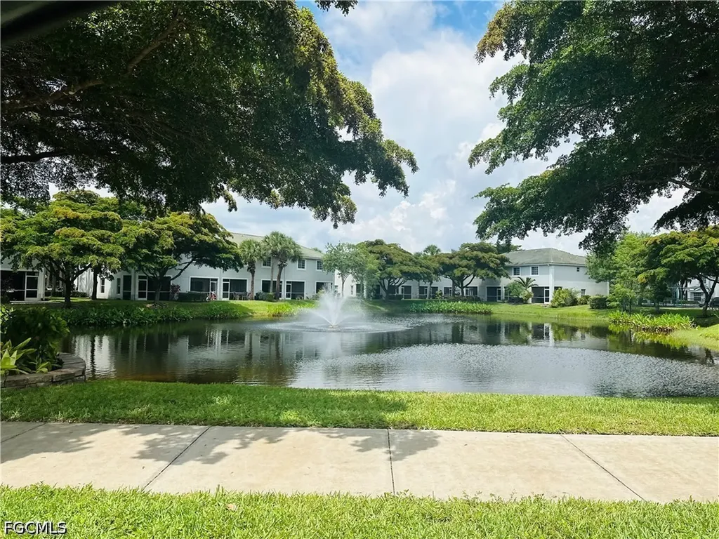 10091 Pacific Pines Avenue Fort Myers FL 33966