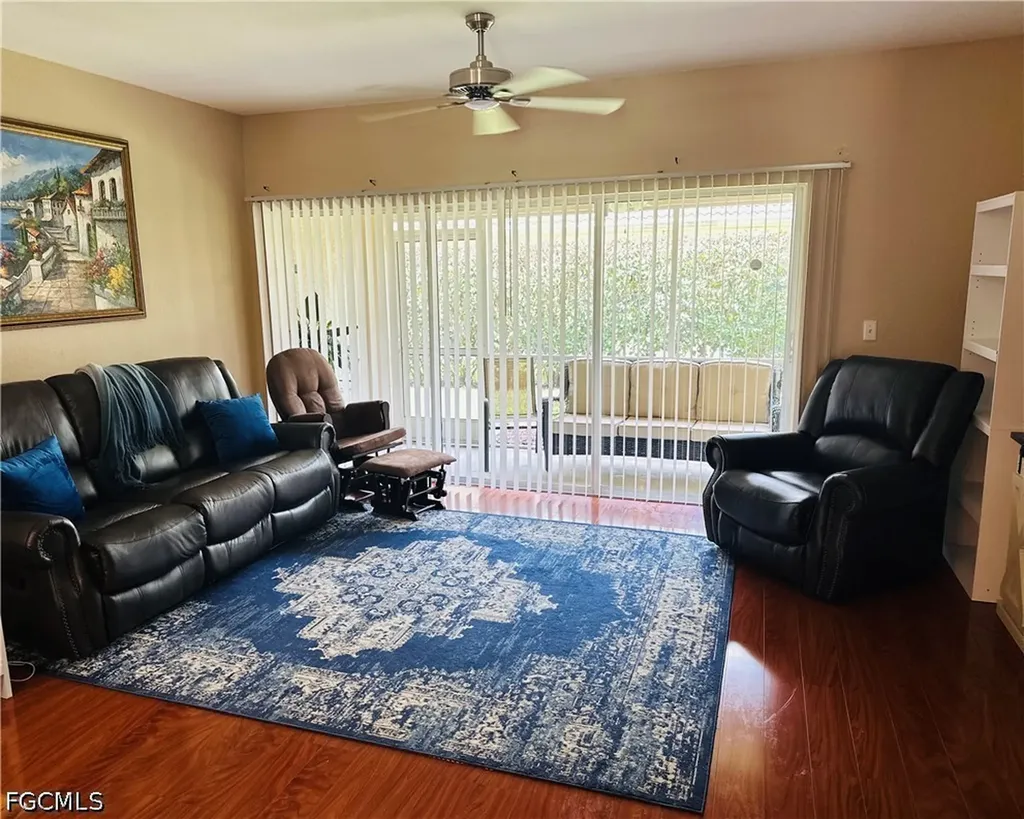 10091 Pacific Pines Avenue Fort Myers FL 33966