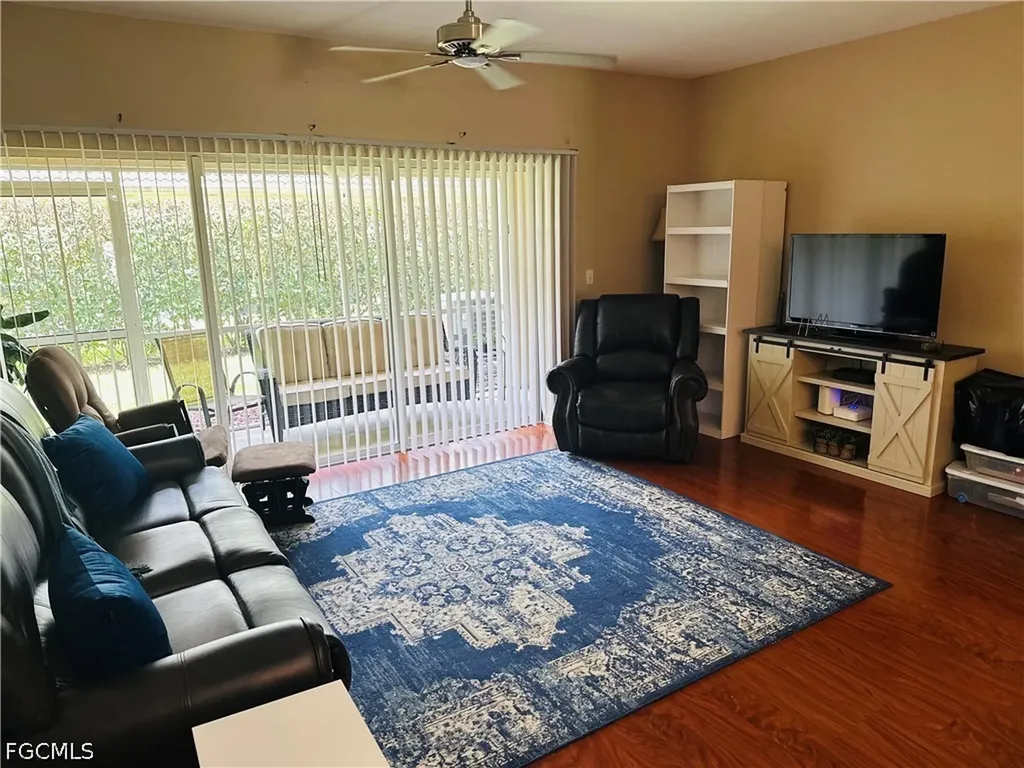 10091 Pacific Pines Avenue Fort Myers FL 33966