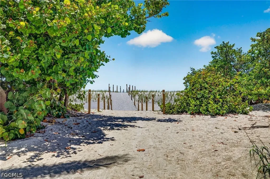 11550 Laika Lane Captiva FL 33924