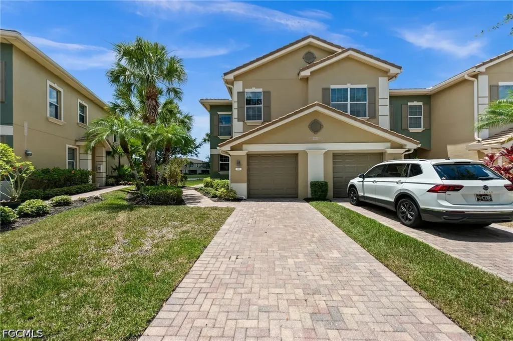 3231 Cottonwood Bend Fort Myers FL 33905