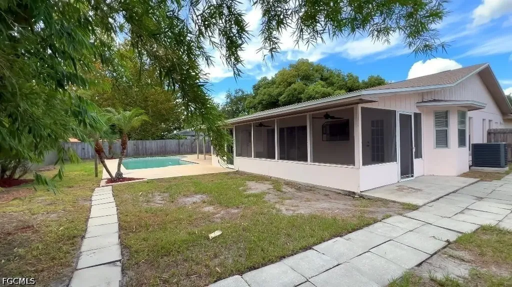 8108 Blue Star Circle Orlando FL 32819