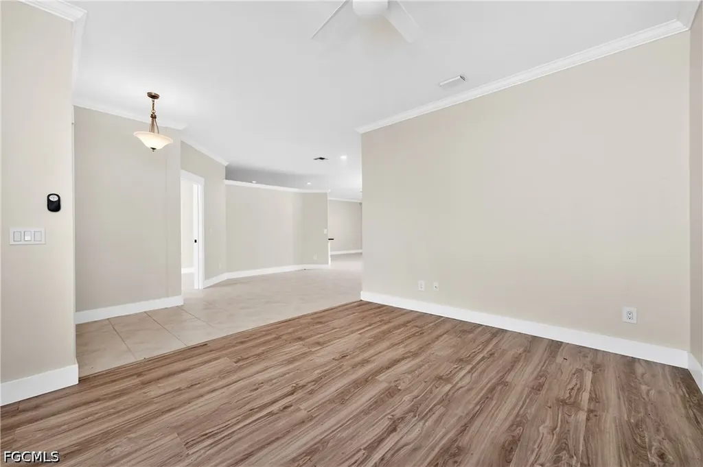 3310 SW 26th Avenue Cape Coral FL 33914