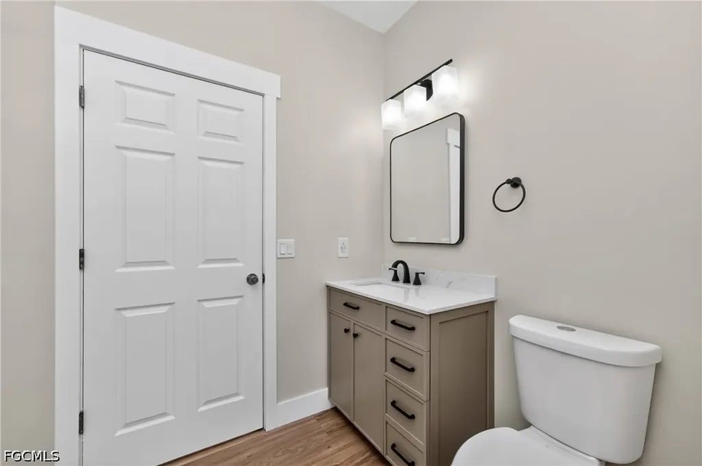 3310 SW 26th Avenue Cape Coral FL 33914