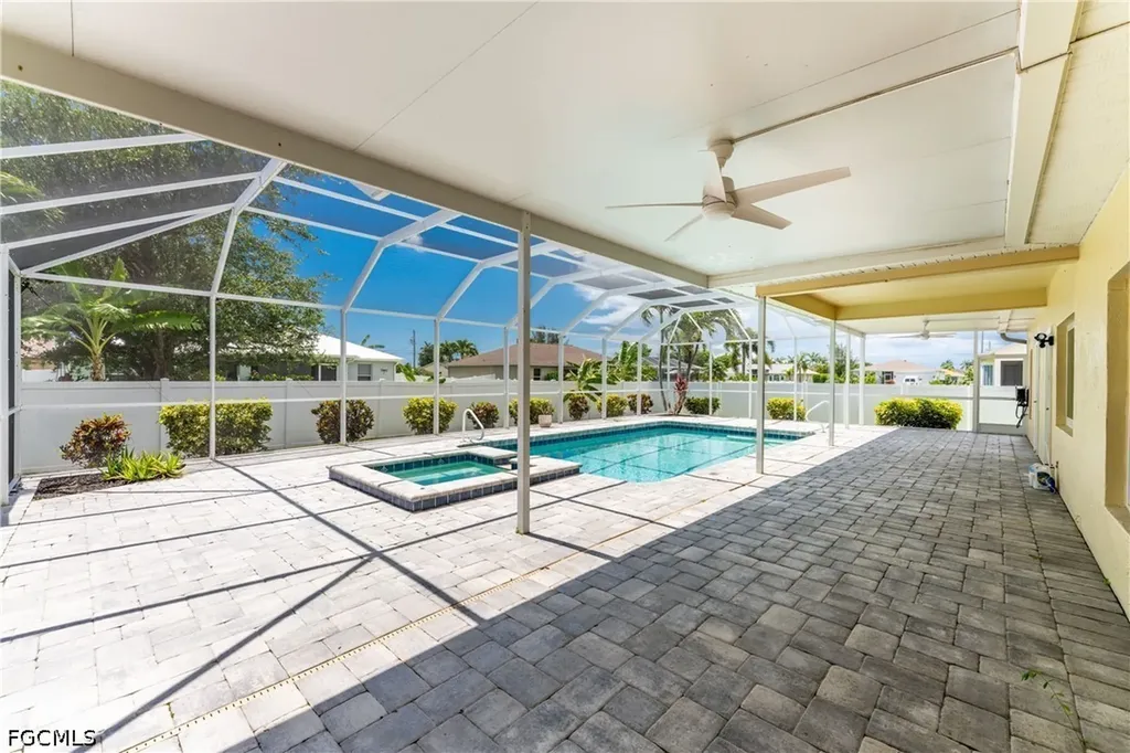 3310 SW 26th Avenue Cape Coral FL 33914