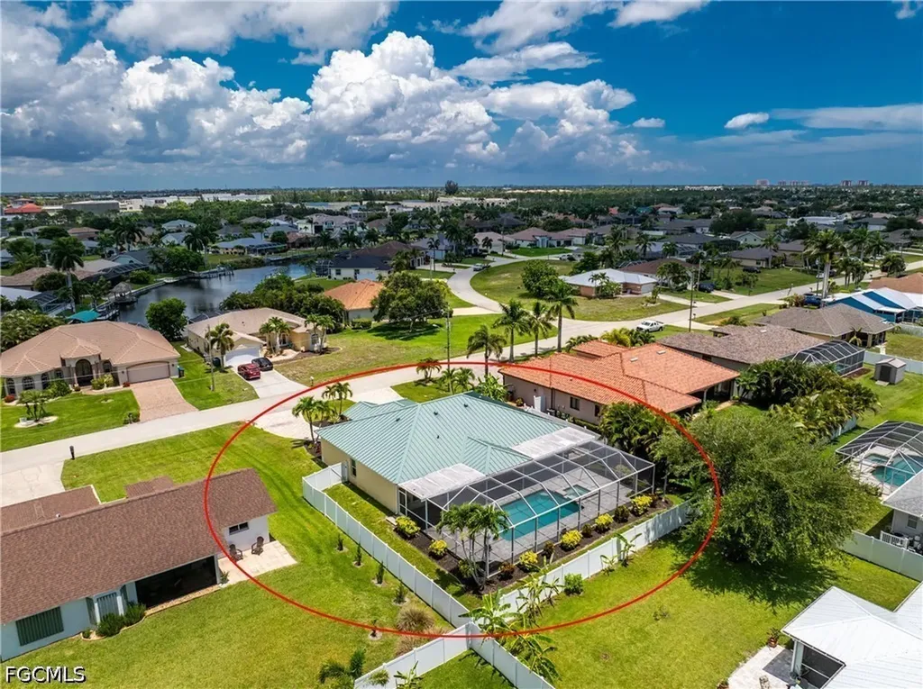 3310 SW 26th Avenue Cape Coral FL 33914