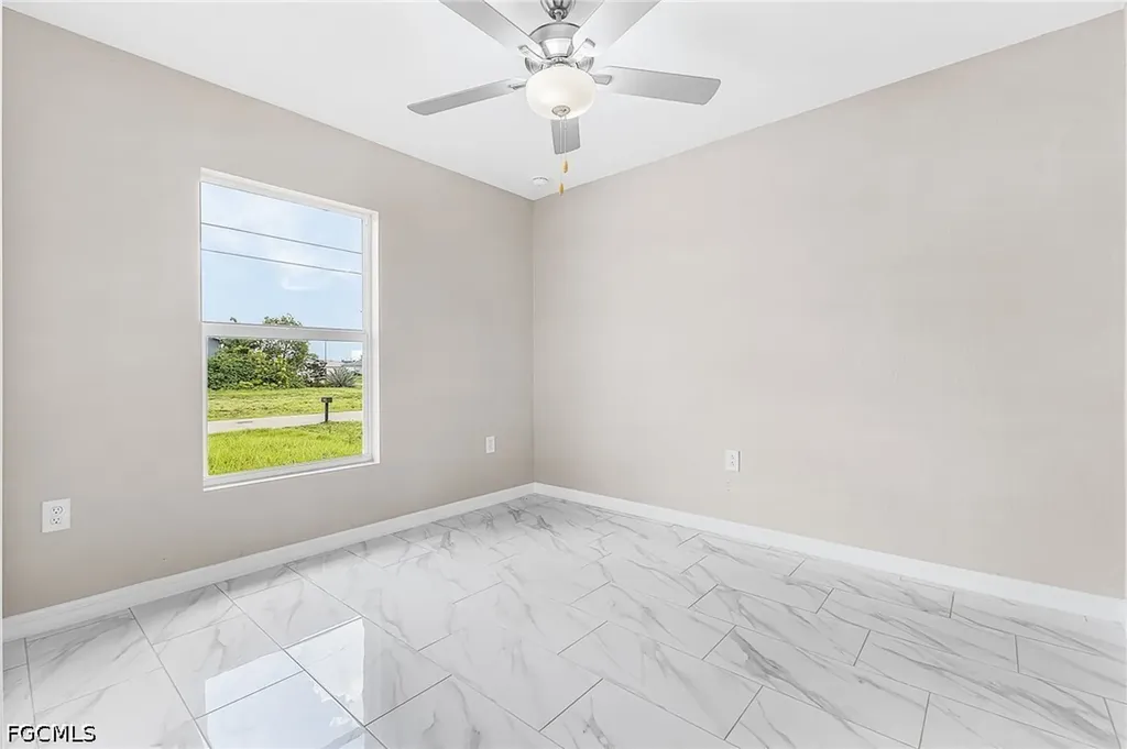 126 NE 9th Street Cape Coral FL 33909