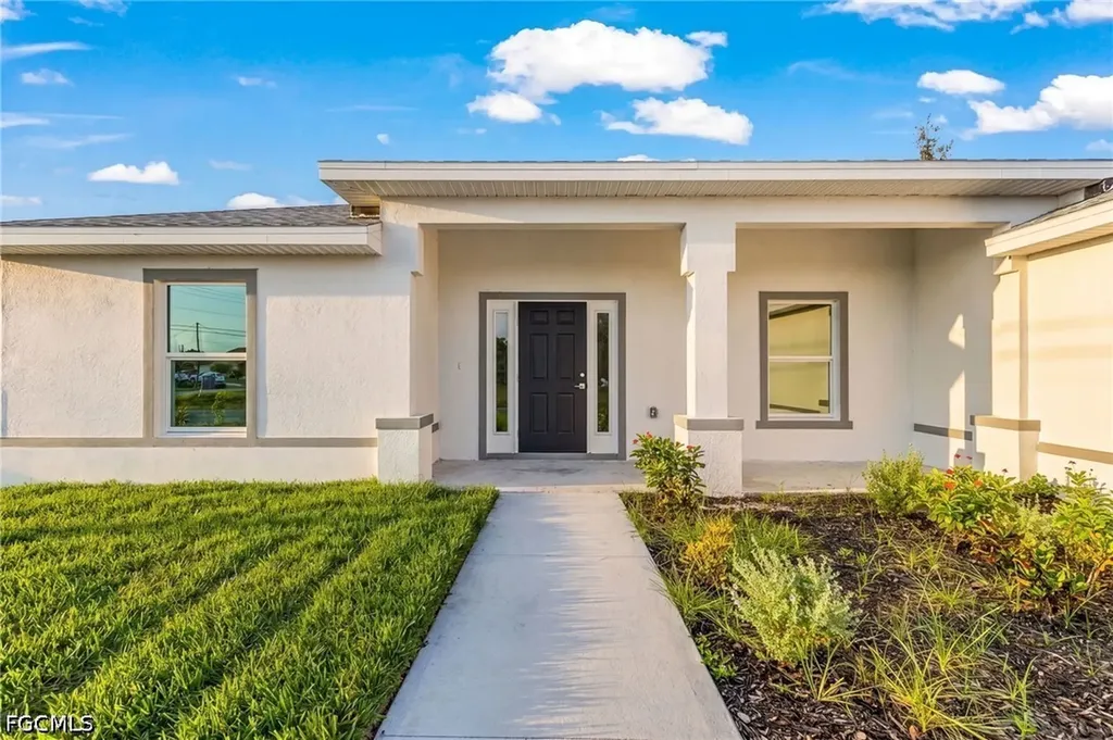 126 NE 9th Street Cape Coral FL 33909