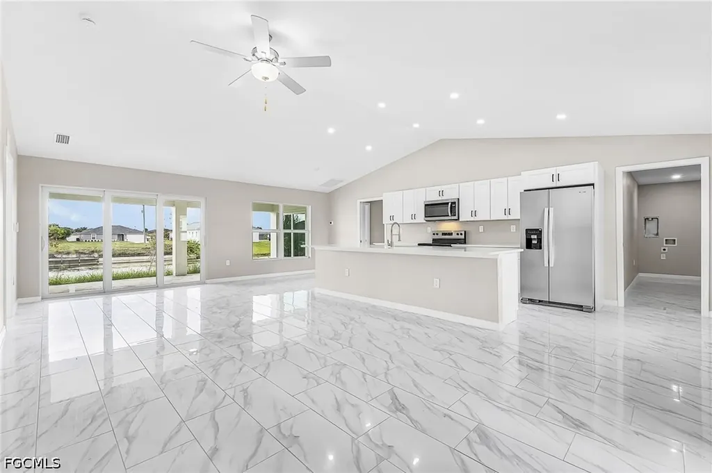 126 NE 9th Street Cape Coral FL 33909