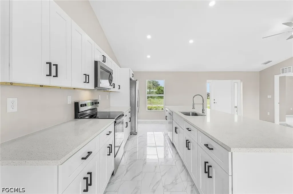 126 NE 9th Street Cape Coral FL 33909
