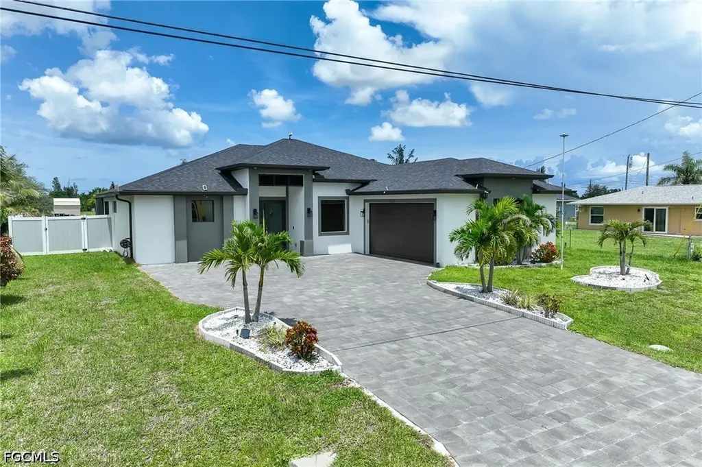 2628 SW 2nd Place Cape Coral FL 33914