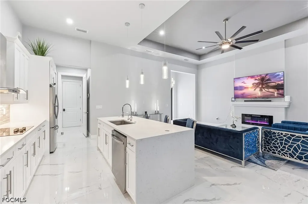 2628 SW 2nd Place Cape Coral FL 33914