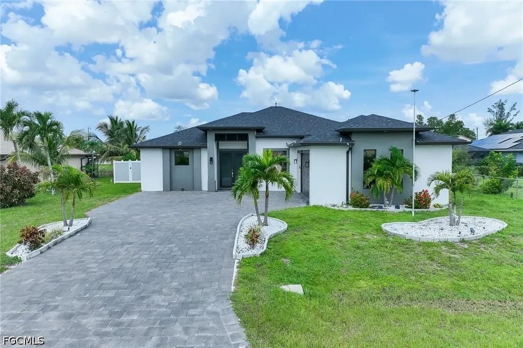 2628 SW 2nd Place Cape Coral FL 33914