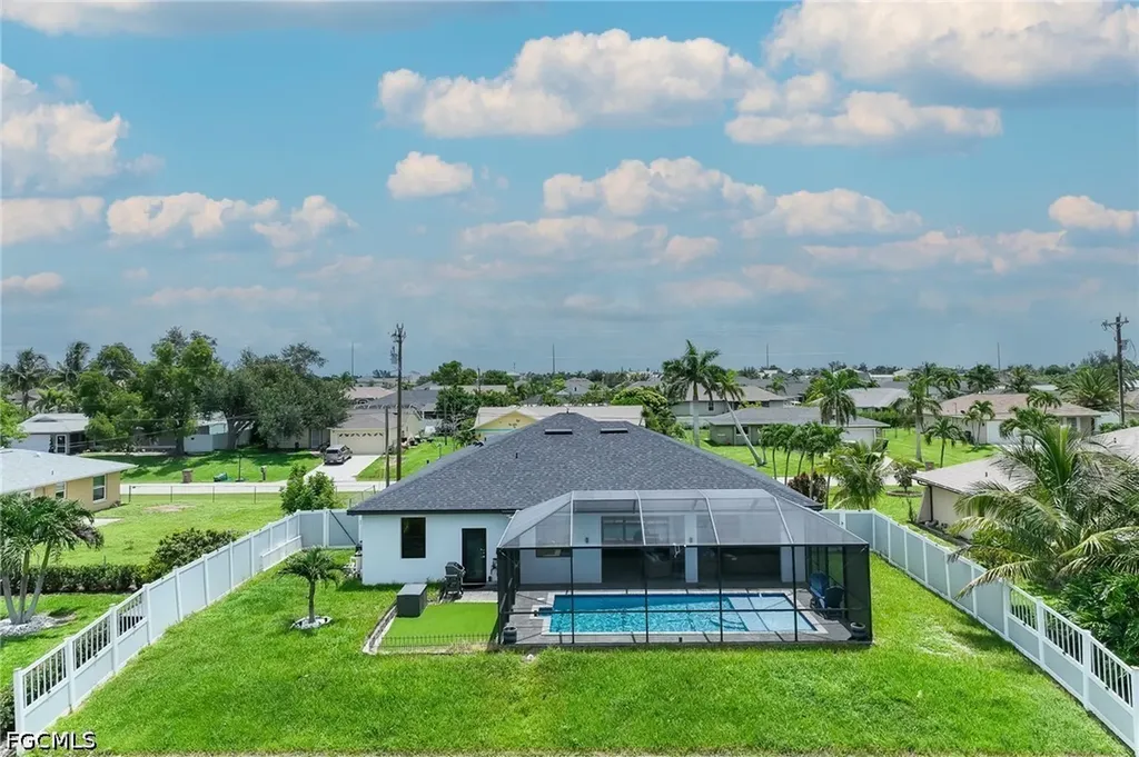 2628 SW 2nd Place Cape Coral FL 33914
