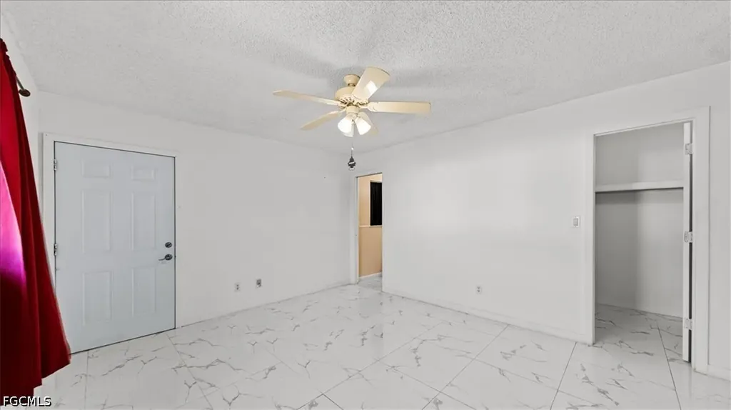 1717 SE 11th Terrace Cape Coral FL 33990