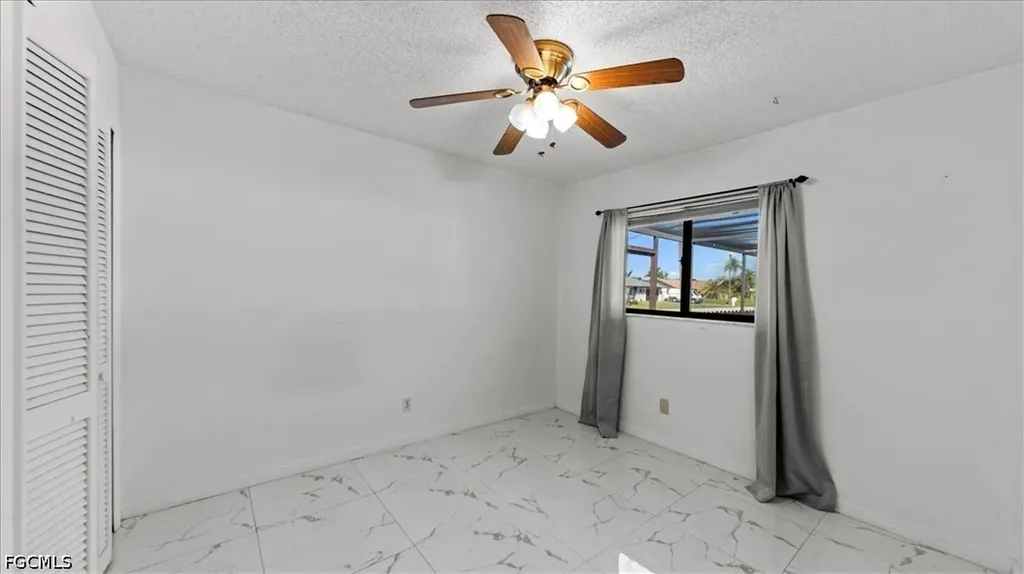 1717 SE 11th Terrace Cape Coral FL 33990