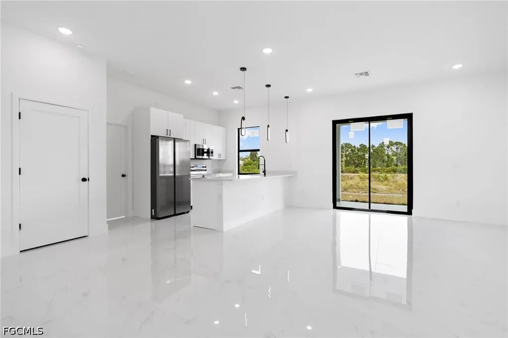 17 W 7th Street Lehigh Acres FL 33972