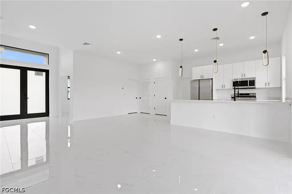 17 W 7th Street Lehigh Acres FL 33972