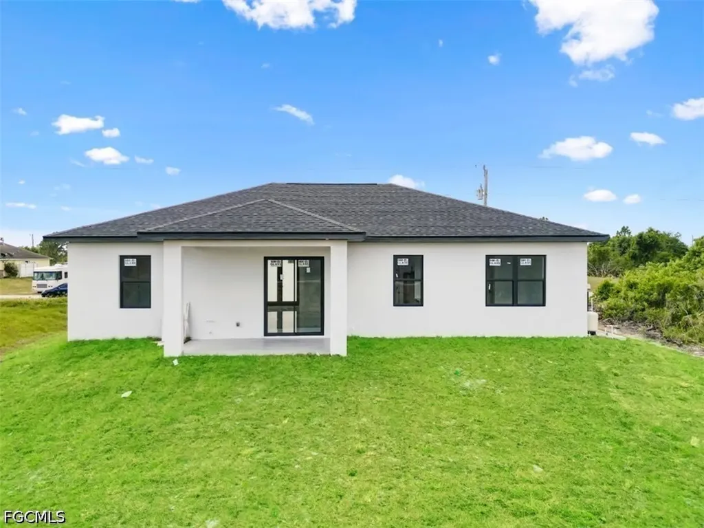 17 W 7th Street Lehigh Acres FL 33972