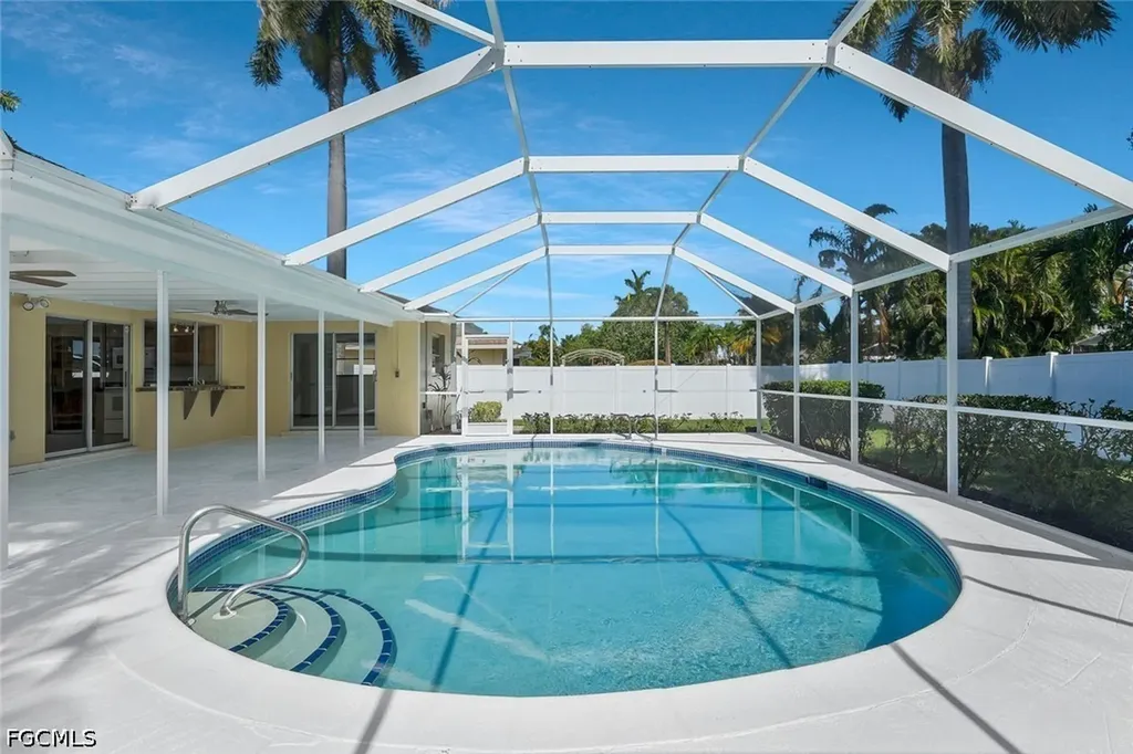 1569 Woodwind Court Fort Myers FL 33919